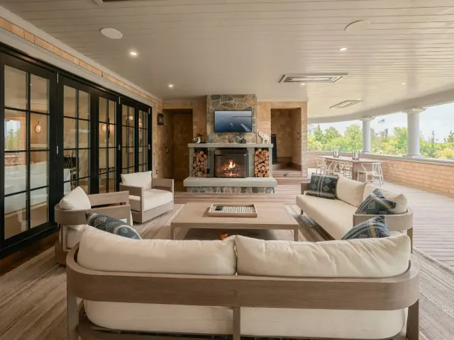 119 Eel Point Road photo