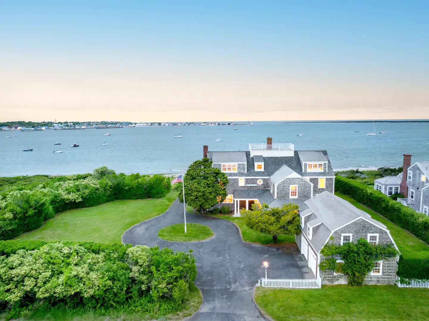 52 Monomoy Road, Nantucket