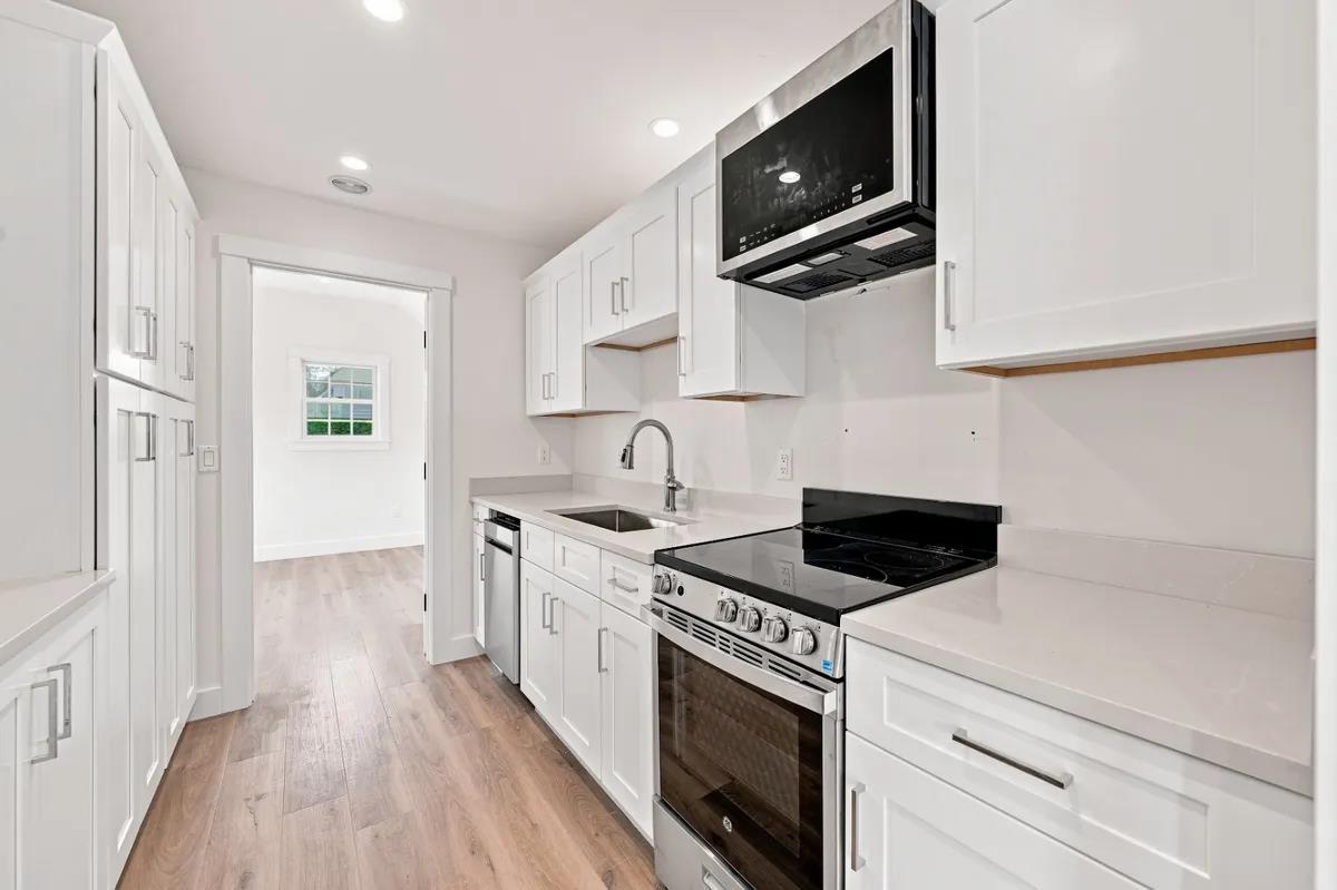 2A Forrest Avenue #Unit 1, Nantucket — photo 5