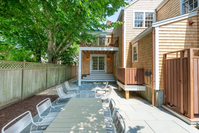 12 Willard Street photo