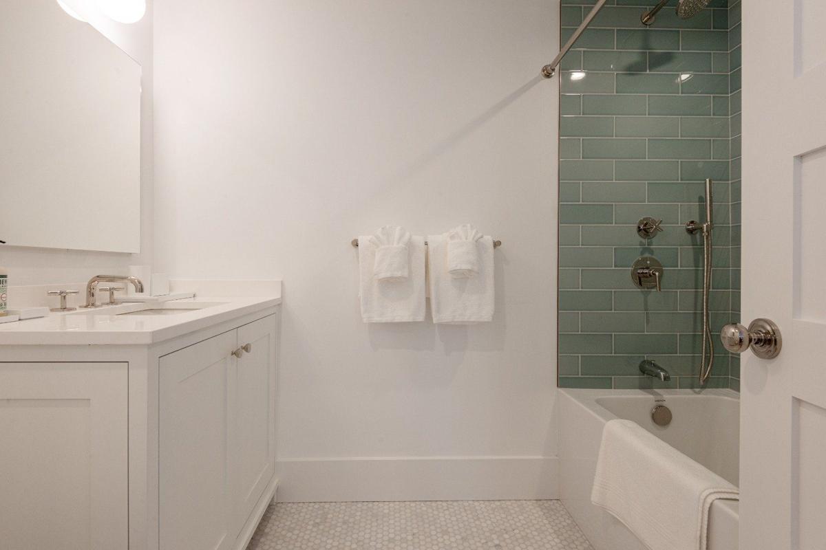12 Willard Street, Nantucket — photo 25