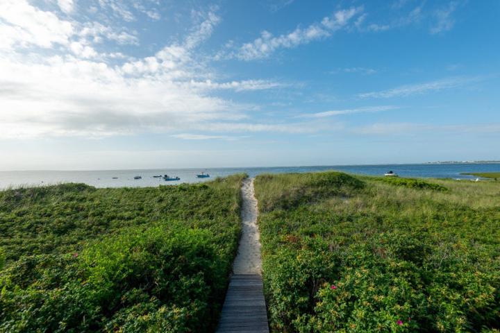 17 Massachusetts Avenue, Nantucket — photo 21
