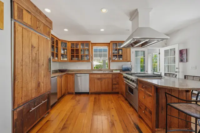 144 Madaket Road photo