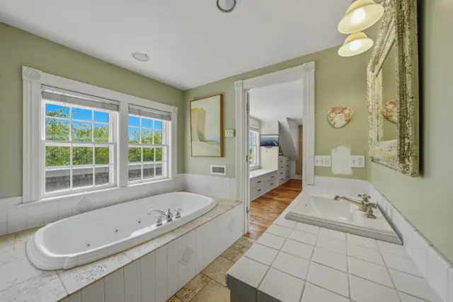 144 Madaket Road photo