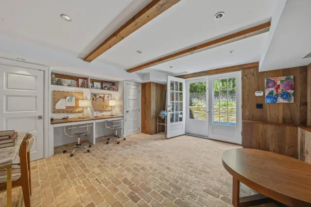 144 Madaket Road photo