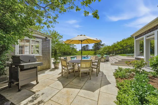 144 Madaket Road photo