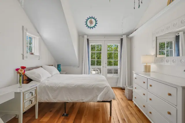 144 Madaket Road photo