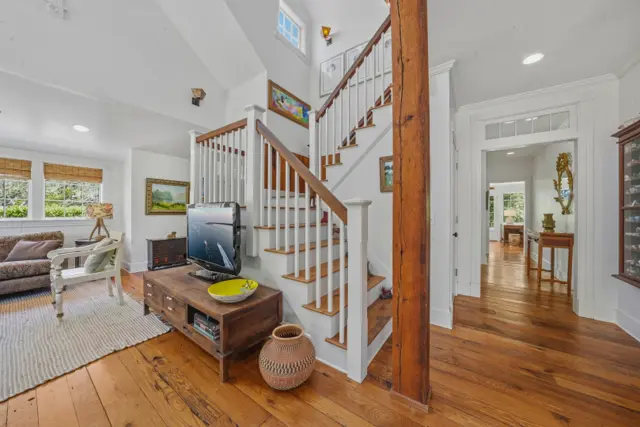 144 Madaket Road photo