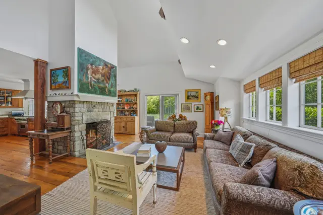 144 Madaket Road photo