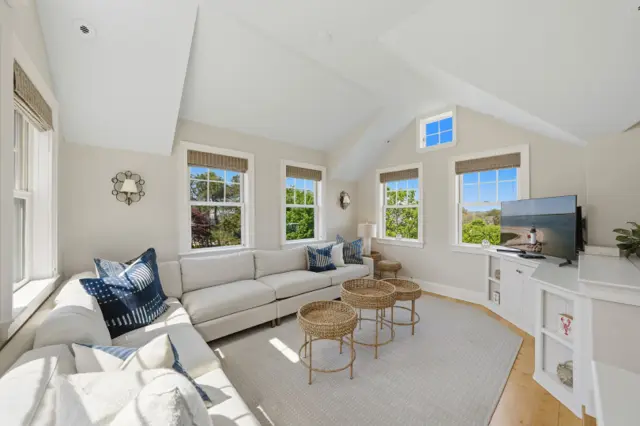 6 Sandwich Road photo