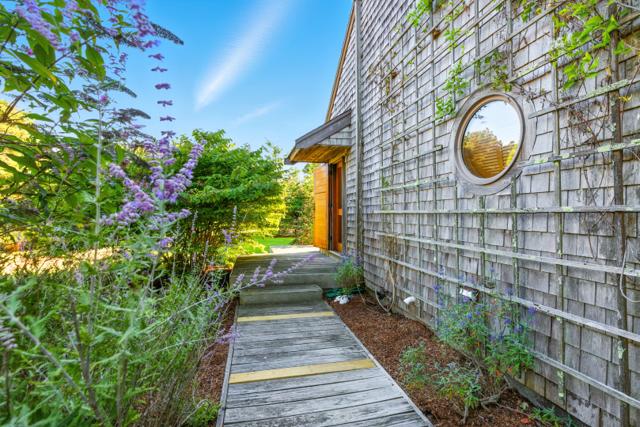 25 Pond View Drive photo
