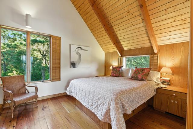 25 Pond View Drive photo