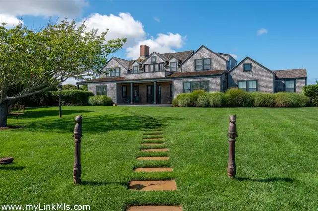 105 Low Beach Road photo