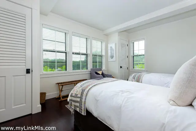 105 Low Beach Road photo