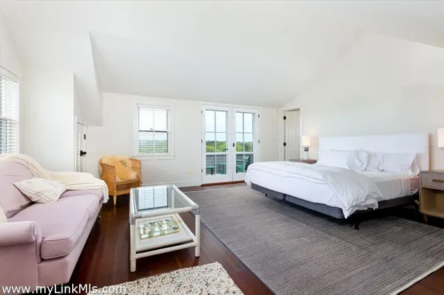 105 Low Beach Road photo