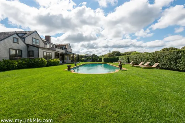 105 Low Beach Road photo