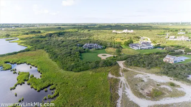 105 Low Beach Road photo
