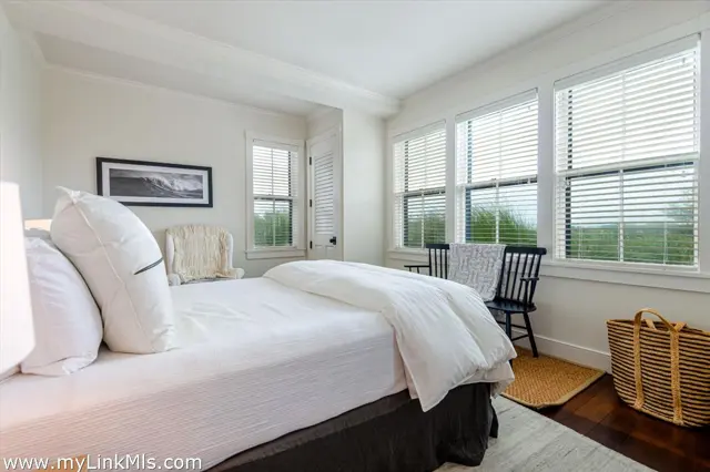 105 Low Beach Road photo