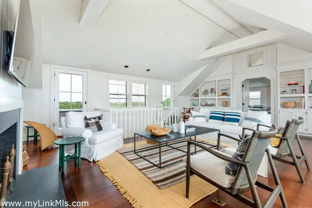 105 Low Beach Road photo