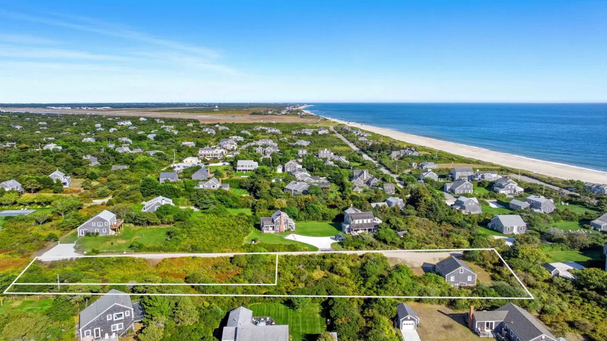 12 Myles Standish Street, Nantucket
