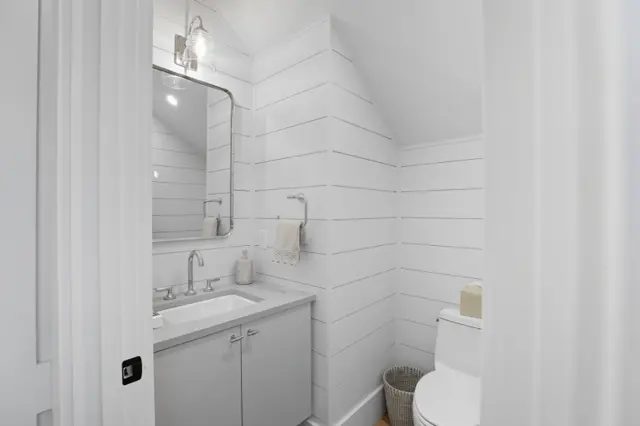 2 Mariner Way photo