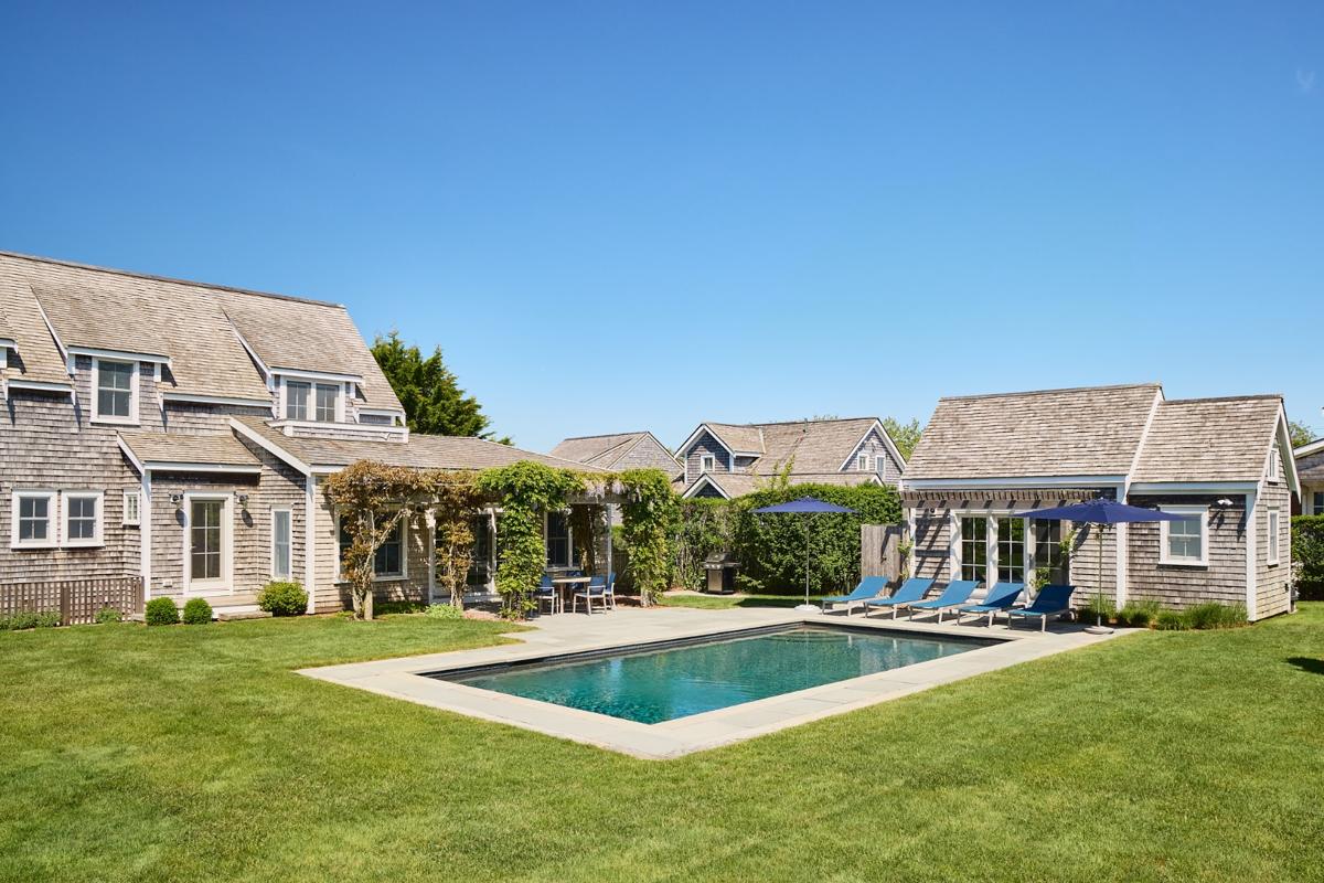 43 Vestal Street, Nantucket — photo 1