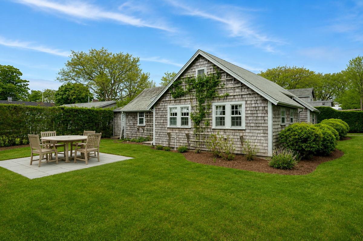 2 Lily Street, Nantucket — photo 11