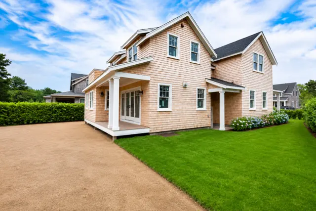 13 Fawn Lane photo