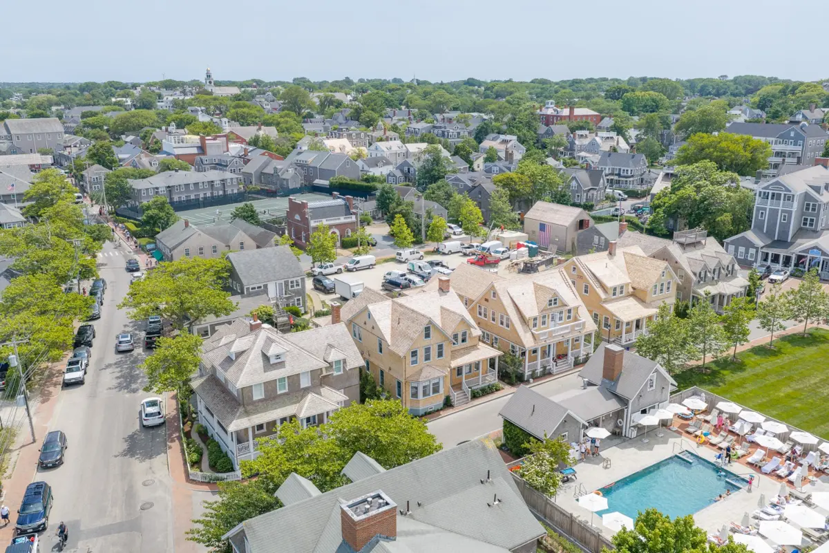 4 White Elephant Way, Nantucket