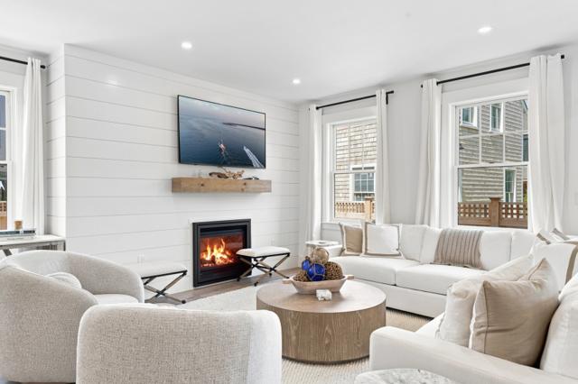 4 Goldenrod Court, Nantucket
