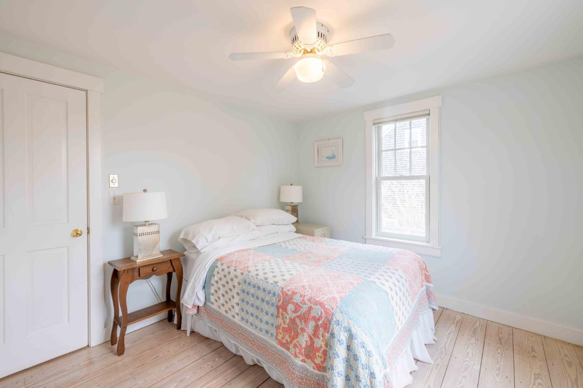 15 Goldfinch Drive, Nantucket — photo 12