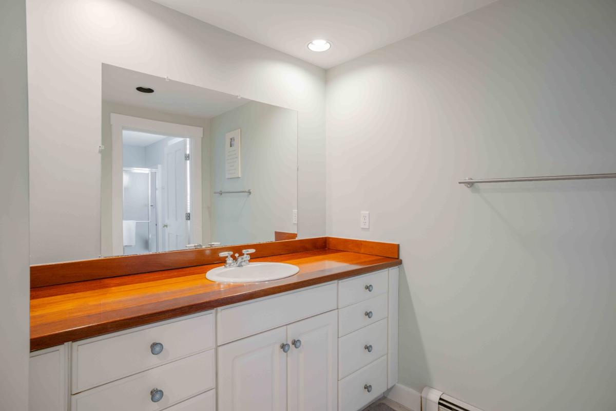 15 Goldfinch Drive, Nantucket — photo 19