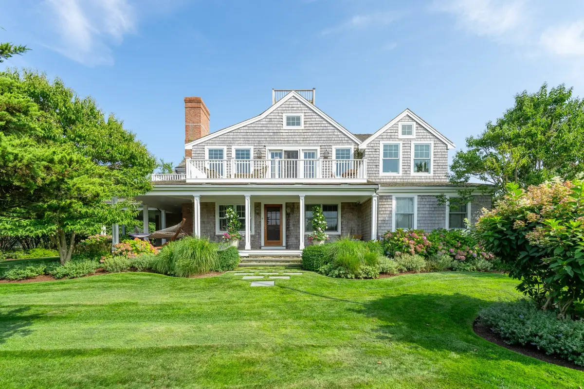 6 Sandwich Road, Nantucket