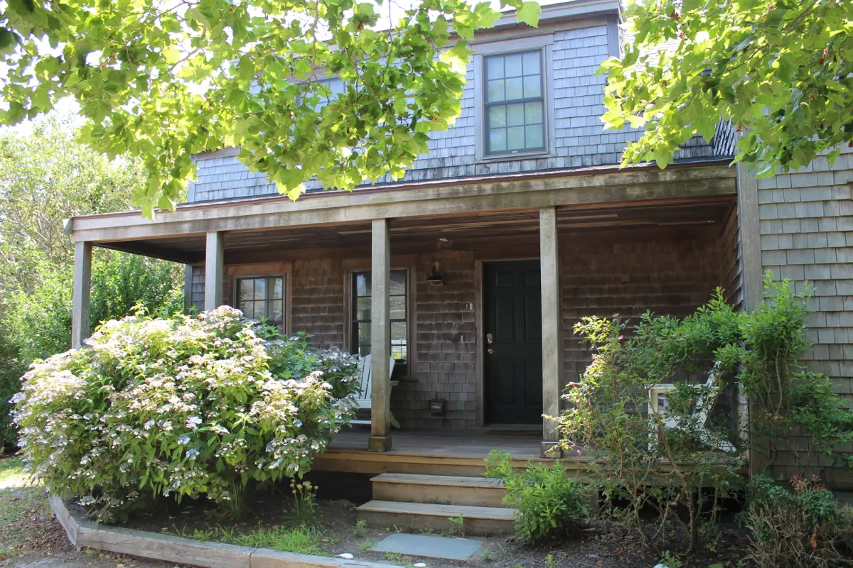 20B Miacomet Avenue #B, Nantucket