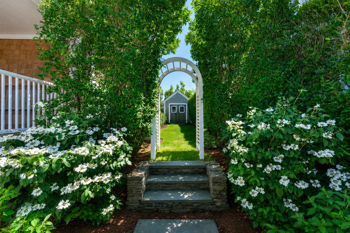 10 East Lincoln Avenue, Nantucket — photo 3