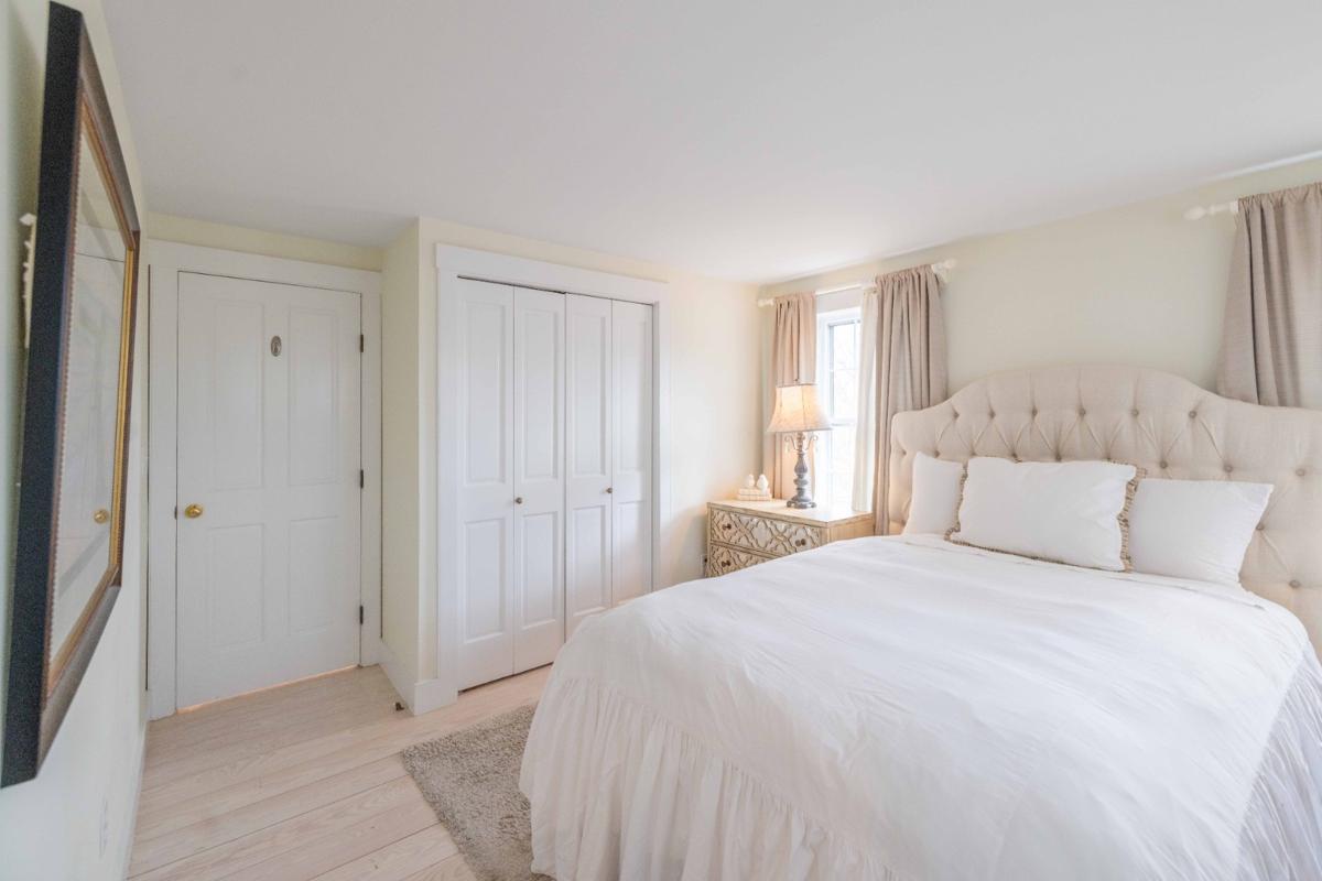 14 Goldfinch Drive, Nantucket — photo 12