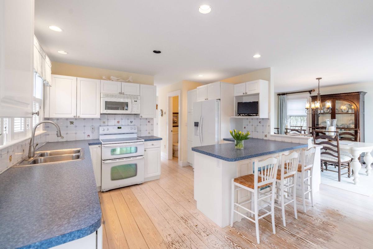 14 Goldfinch Drive, Nantucket — photo 4