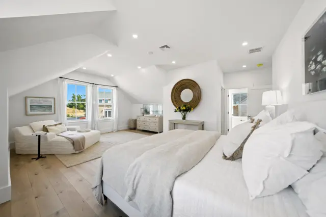 5 Goldenrod Court photo