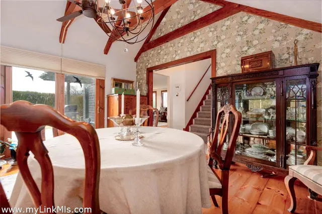7 Oak Hollow Lane photo