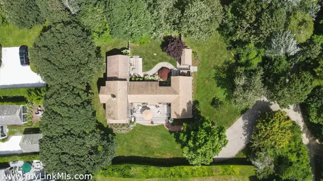 7 Oak Hollow Lane photo
