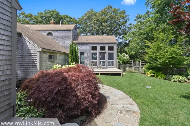 7 Oak Hollow Lane photo