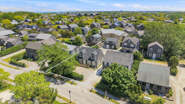 14 Essex Road, Nantucket