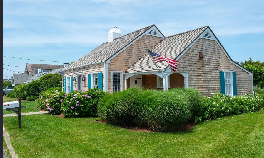 1 East Lincoln Avenue, Nantucket — photo 2
