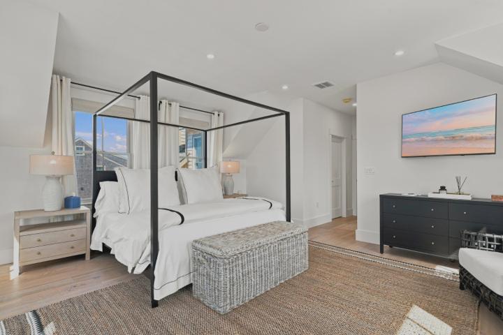 18 Honeysuckle Drive, Nantucket — photo 28
