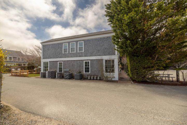 15 Amelia Drive, Nantucket — photo 2
