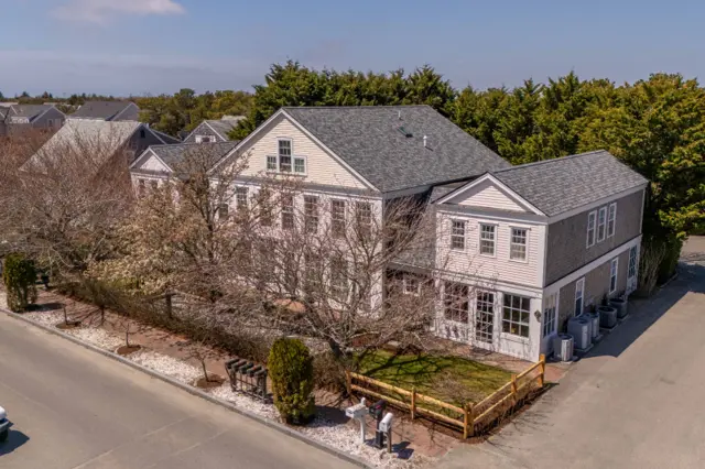15 Amelia Drive photo