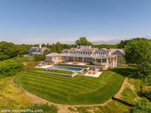 256 Polpis Road photo