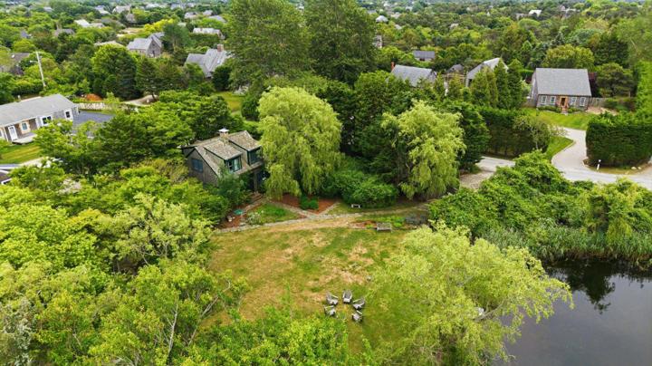 54 & 56 Meadow View Drive, Nantucket — photo 3