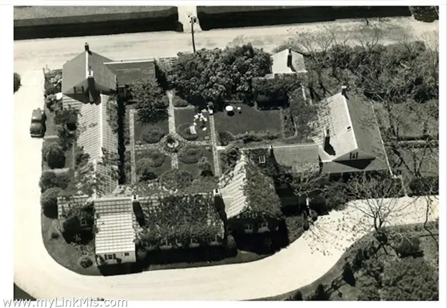 20 Main Street photo