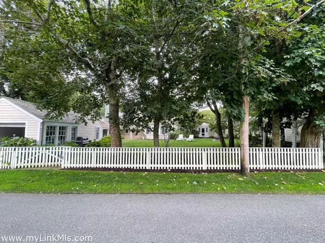 20 Main Street photo